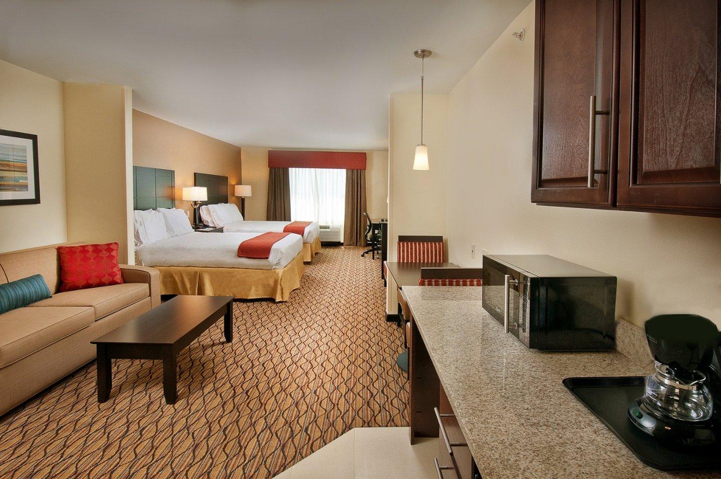 Holiday Inn Express Hotel And Suites Pearsall By Ihg Экстерьер фото